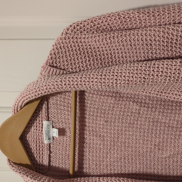 Cardigan - Picture 2 of 4